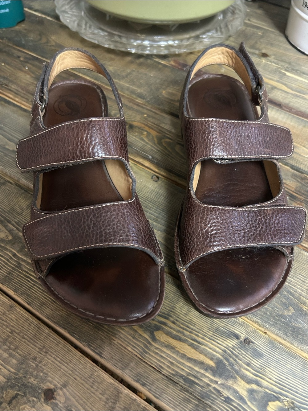 Lanvin Brown Leather Two-Strap Adjustable Sandals